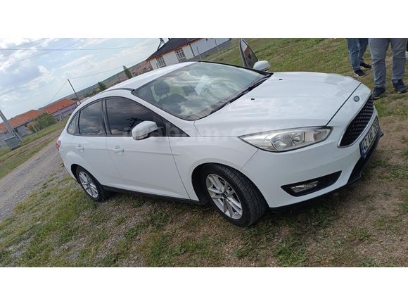 Sahibinden Ford Focus 1.5 TDCi Trend X 2016 Model  112.000 km Beyaz