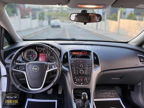 2014-15 ÇIKIŞLI OPEL ASTRA J KASA DÜŞÜK KM BENZİN&LPG CAM