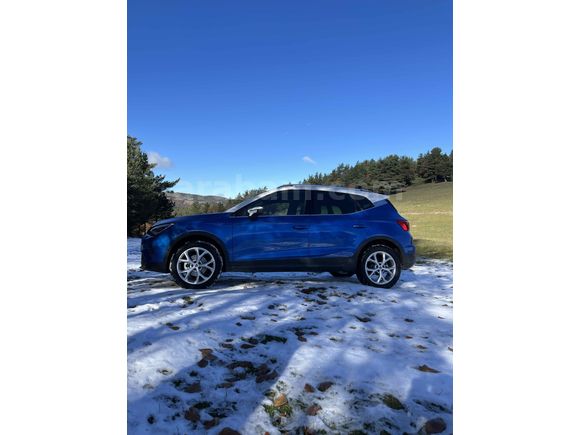 Sahibinden Seat Arona 1.0 EcoTSI FR  Plus 2024 Model  21.000 km Mavi
