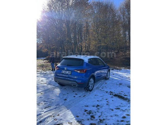Sahibinden Seat Arona 1.0 EcoTSI FR  Plus 2024 Model  21.000 km Mavi