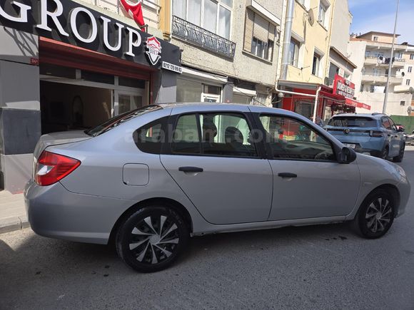 Galeriden Renault Symbol 1.5 dCi Authentique 2011 Model İstanbul
