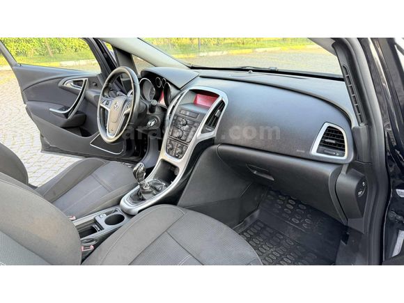 OPEL ASTRA 1.3 CDTİ SPORT TEMİZ BAKIMLI