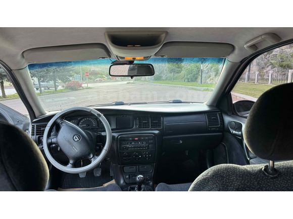 SAHİBİNDEN OPEL VECTRA 1.8 CD 12 YILLIK AİLE ARACI