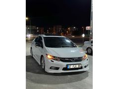 Sahibinden Honda Civic 1.6i VTEC Eco Elegance 2013 Model 