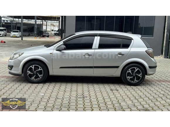 HSN MOTORS'TAN KUSURSUZ TEMİZLİKTE ASTRA