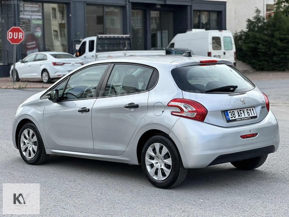 KAYA AUTODAN DÜŞÜK KM OTOMATİK BAYAN ARABASI