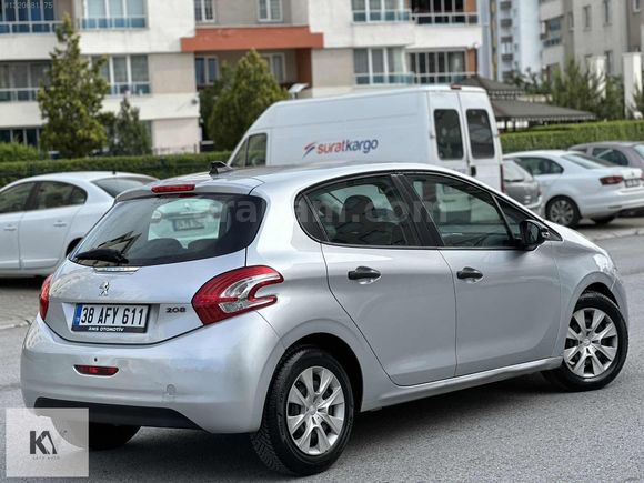 KAYA AUTODAN DÜŞÜK KM OTOMATİK BAYAN ARABASI