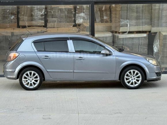 OPEL ASTRA 1.6 ENJOY 148.000 KM EMSALSİZ TEMİZLİKTE CAMMM GİBİ