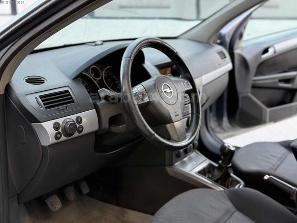 OPEL ASTRA 1.6 ENJOY 148.000 KM EMSALSİZ TEMİZLİKTE CAMMM GİBİ