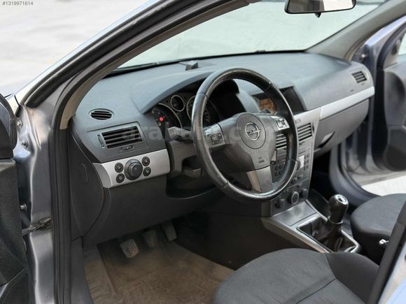 OPEL ASTRA 1.6 ENJOY 148.000 KM EMSALSİZ TEMİZLİKTE CAMMM GİBİ