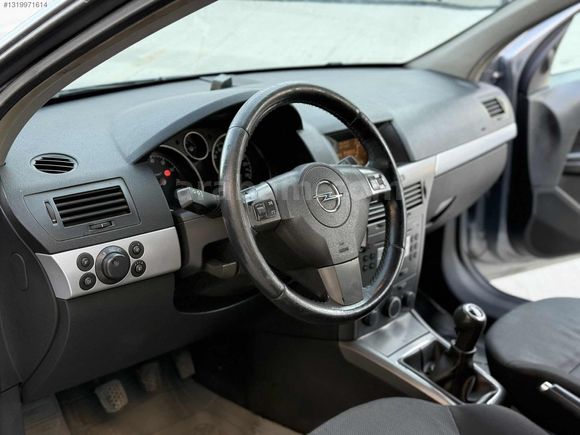 OPEL ASTRA 1.6 ENJOY 148.000 KM EMSALSİZ TEMİZLİKTE CAMMM GİBİ