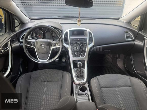 2012 1.3CDTI SPORT EKSTRALI ASTRA DÜŞÜK KM HATASIZ EMSALSİZ