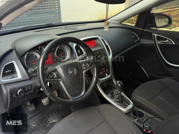 2012 1.3CDTI SPORT EKSTRALI ASTRA DÜŞÜK KM HATASIZ EMSALSİZ