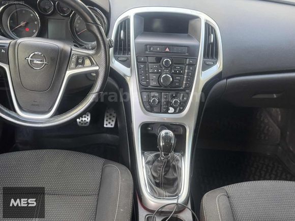 2012 1.3CDTI SPORT EKSTRALI ASTRA DÜŞÜK KM HATASIZ EMSALSİZ