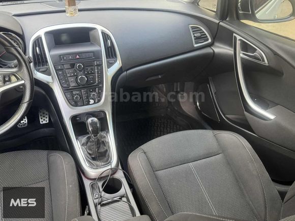 2012 1.3CDTI SPORT EKSTRALI ASTRA DÜŞÜK KM HATASIZ EMSALSİZ