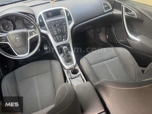 2012 1.3CDTI SPORT EKSTRALI ASTRA DÜŞÜK KM HATASIZ EMSALSİZ