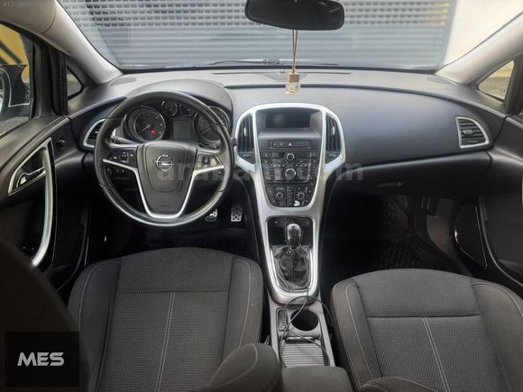 2012 1.3CDTI SPORT EKSTRALI ASTRA DÜŞÜK KM HATASIZ EMSALSİZ
