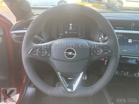 2025 HATASIZ OTOMATİK SADECE 17 BİN KM'DE CAM TAVANLI CORSA GS