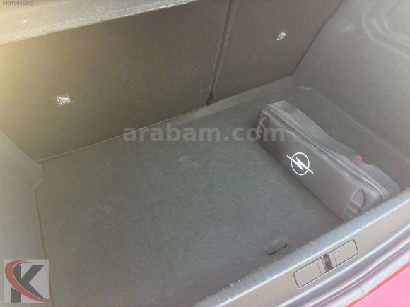 2025 HATASIZ OTOMATİK SADECE 17 BİN KM'DE CAM TAVANLI CORSA GS
