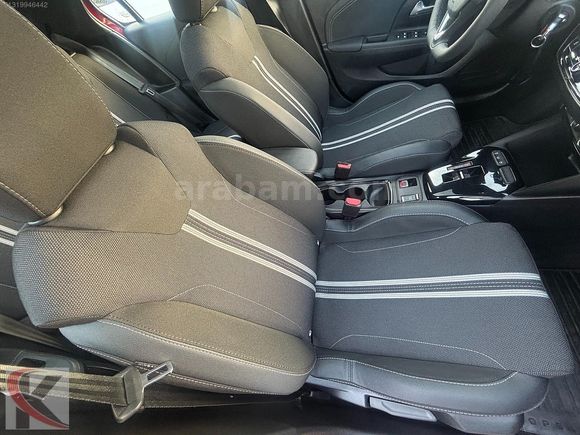2025 HATASIZ OTOMATİK SADECE 17 BİN KM'DE CAM TAVANLI CORSA GS