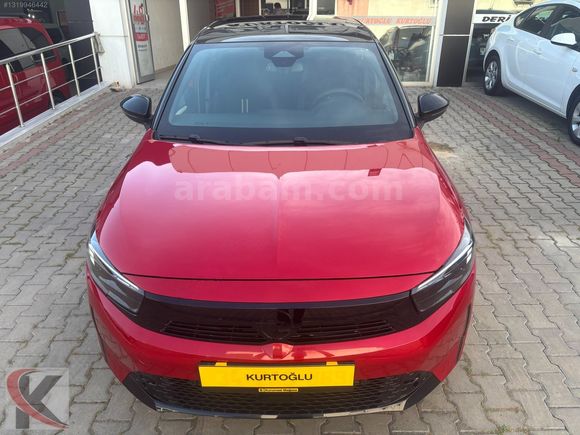 2025 HATASIZ OTOMATİK SADECE 17 BİN KM'DE CAM TAVANLI CORSA GS