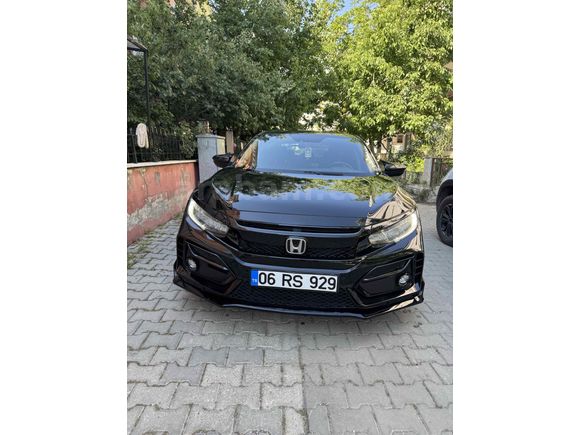 Tramersiz/Servis Bakımlı/ Özel Plakalı 2018 RS