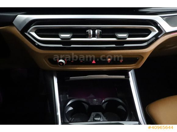 ÖZTORUN OTO - 2022 - BMW 320i Sedan - Sport Line