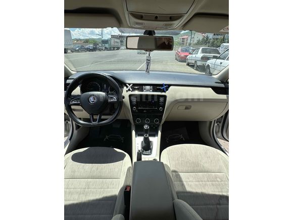 Sahibinden Skoda Octavia 1.6 TDI Style CR 2015 Model 