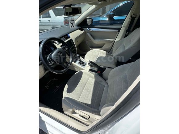 Sahibinden Skoda Octavia 1.6 TDI Style CR 2015 Model 