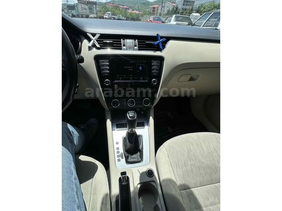 Sahibinden Skoda Octavia 1.6 TDI Style CR 2015 Model 