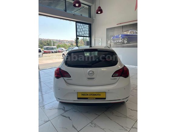 İnecik Otomotiv den Opel Astra 1.4 Otomatik Değişensiz
