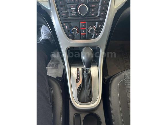 İnecik Otomotiv den Opel Astra 1.4 Otomatik Değişensiz