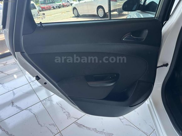 İnecik Otomotiv den Opel Astra 1.4 Otomatik Değişensiz