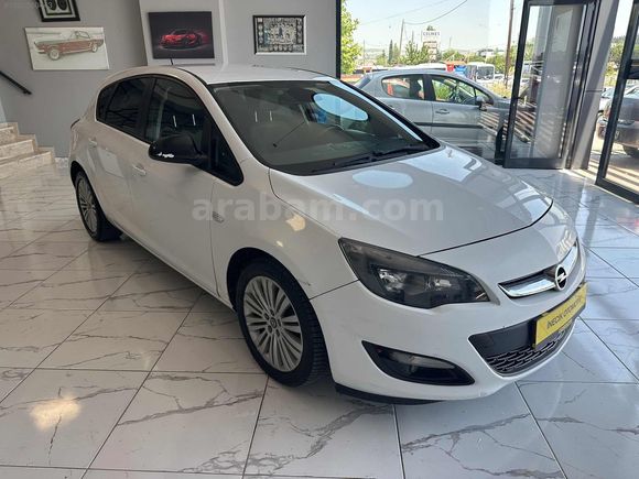 İnecik Otomotiv den Opel Astra 1.4 Otomatik Değişensiz