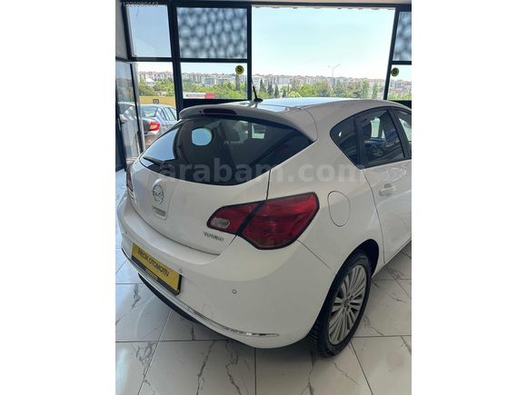 İnecik Otomotiv den Opel Astra 1.4 Otomatik Değişensiz