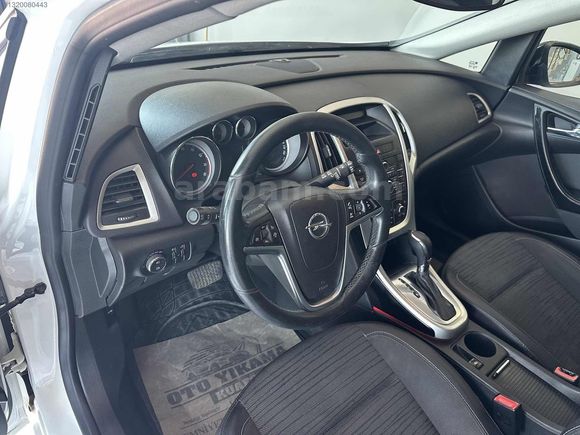 İnecik Otomotiv den Opel Astra 1.4 Otomatik Değişensiz