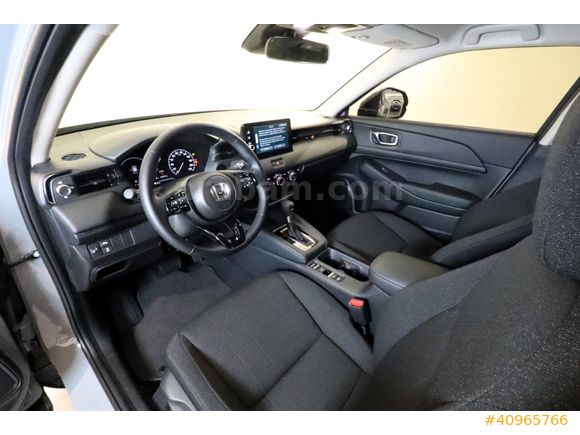 ÖZTORUN OTO - 2024 - HONDA HR-V - 1.5 e-HEV - Elegance