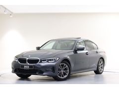 ÖZTORUN OTO - 2022 - BMW - 320i Sedan -Sport Line