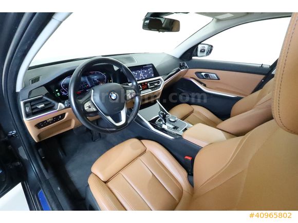 ÖZTORUN OTO - 2022 - BMW - 320i Sedan -Sport Line