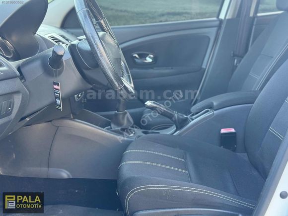 2012 MODEL 144000 KM HATASIZ BOYASIZ 1.5 DCİ 90HP EMSALSİZ TOUCH