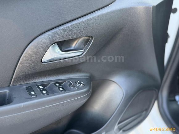 Garajj'dan Düşük km Hesaplı Opel CORSA 1.5d