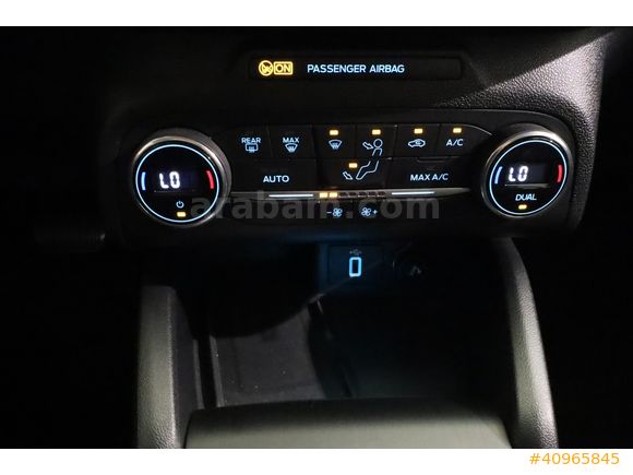ÖZTORUN OTO - 2020 - FORD Focus 1.5 EcoBlue - TITANIUM