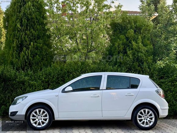 'HATASIZ 2013 OPEL ASTRA 1.6 ESSENTİA KONFOR 104.000 KM