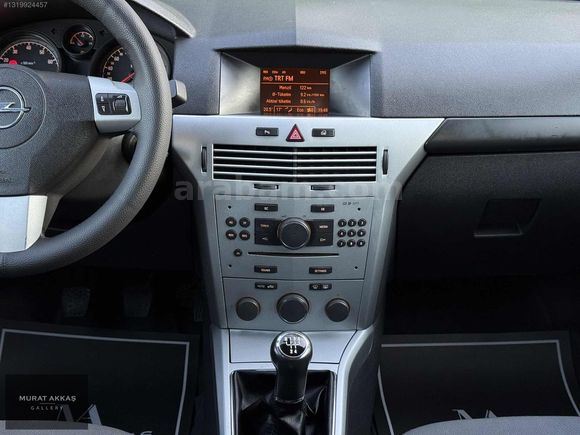 'HATASIZ 2013 OPEL ASTRA 1.6 ESSENTİA KONFOR 104.000 KM