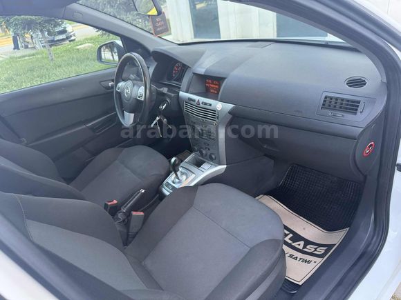 OTOMATİK VİTES 2013 ASTRA 139 BİN KM EMSALSİZ TEMİZLİK