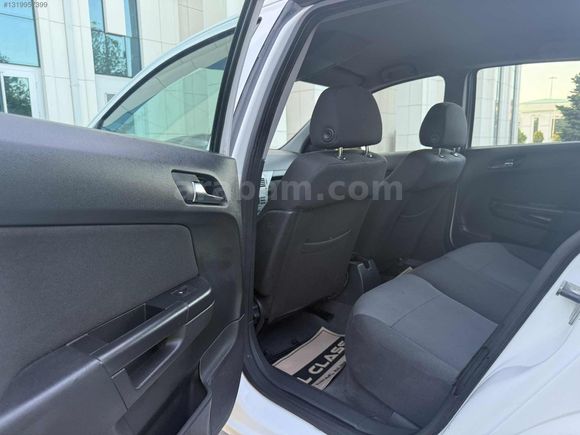 OTOMATİK VİTES 2013 ASTRA 139 BİN KM EMSALSİZ TEMİZLİK