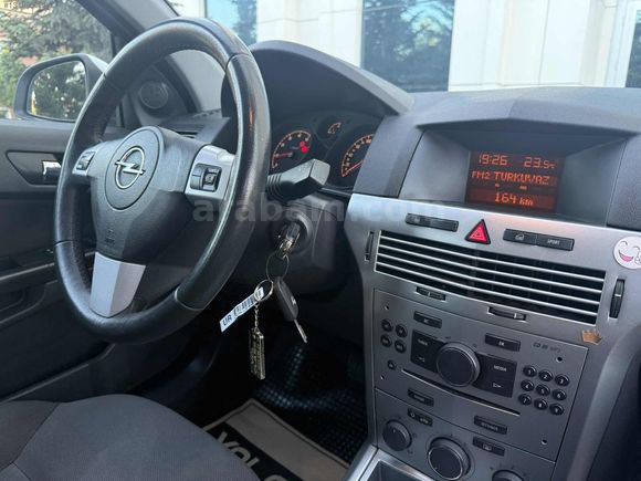 OTOMATİK VİTES 2013 ASTRA 139 BİN KM EMSALSİZ TEMİZLİK