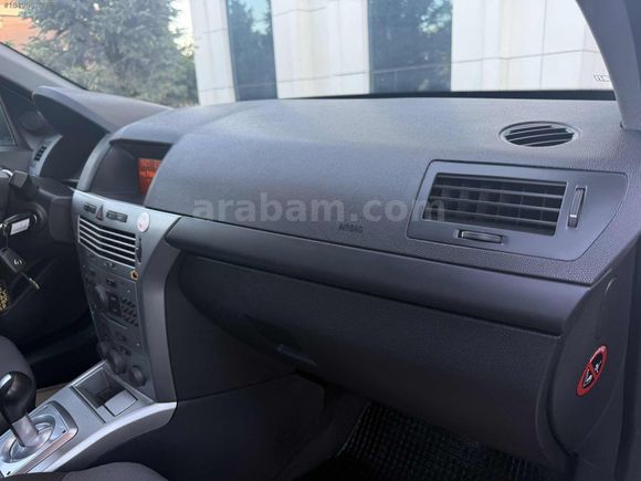 OTOMATİK VİTES 2013 ASTRA 139 BİN KM EMSALSİZ TEMİZLİK