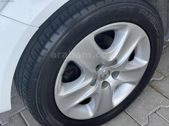 OTOMATİK VİTES 2013 ASTRA 139 BİN KM EMSALSİZ TEMİZLİK