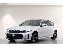 ÖZTORUN OTO - 2023 - BMW 320i Sedan - M Sport